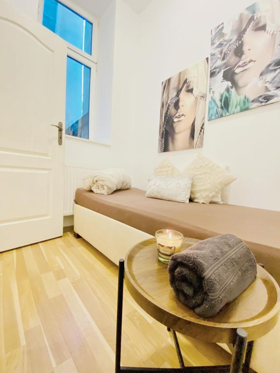 Apartment Family Studio- 7 Minutes To Schoenbrunn Palace Vienna