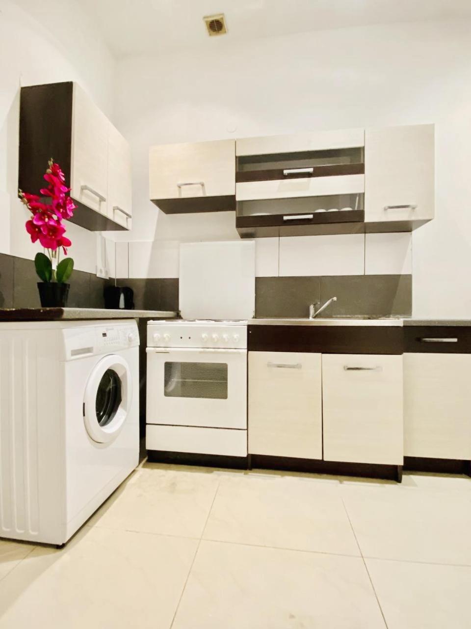 Apartment Family Studio- 7 Minutes To Schoenbrunn Palace